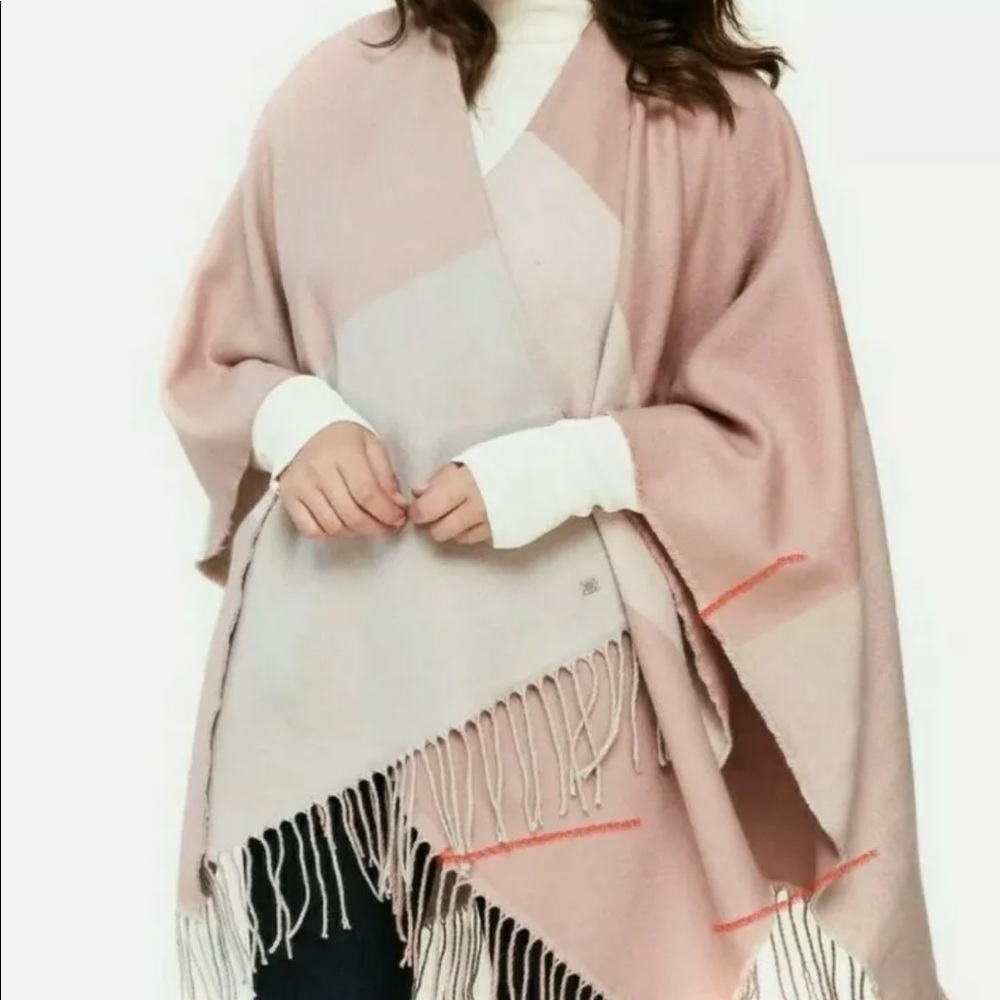 Soia & Kyo blanket scarf